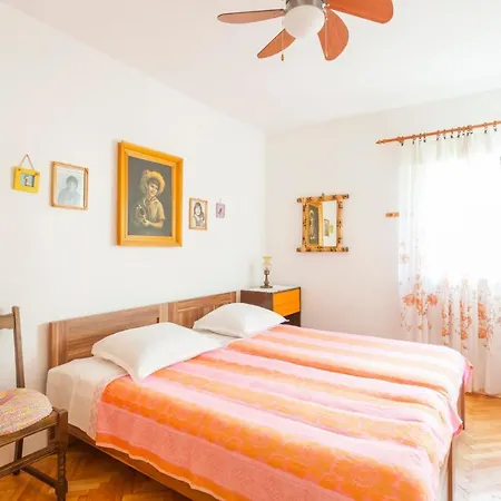 Guest house Garden & Makarska
