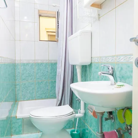 Garden & מאקרסקה