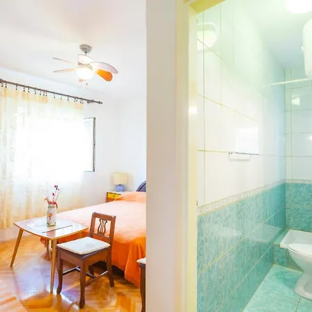 Garden & Guest house 3*