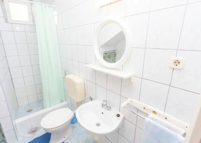 Gostinjska kuća Garden & Makarska