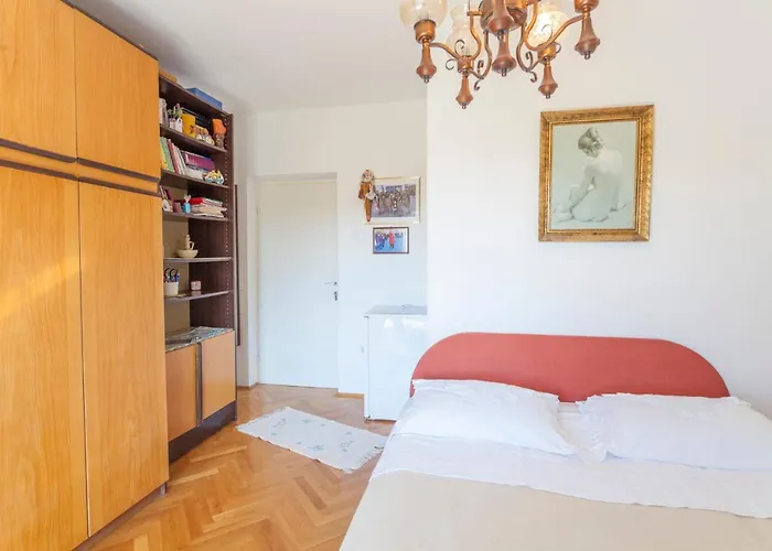 Gostinjska kuća Garden & Makarska