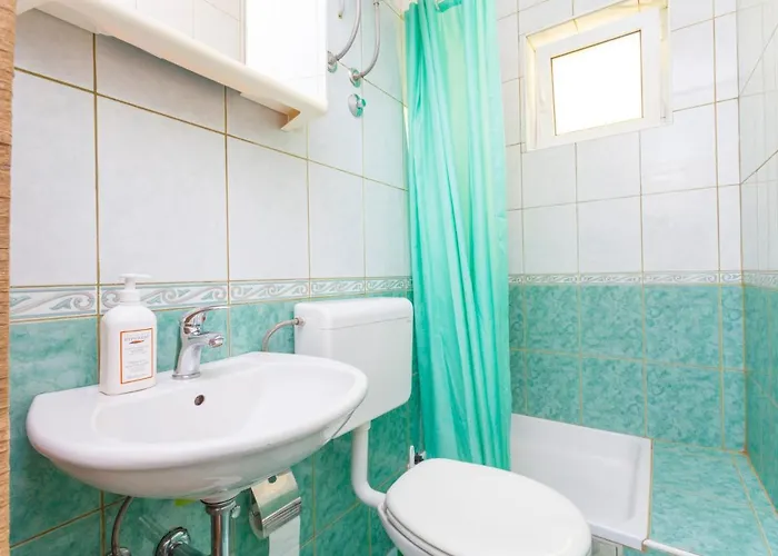 Gostinjska kuća Garden &